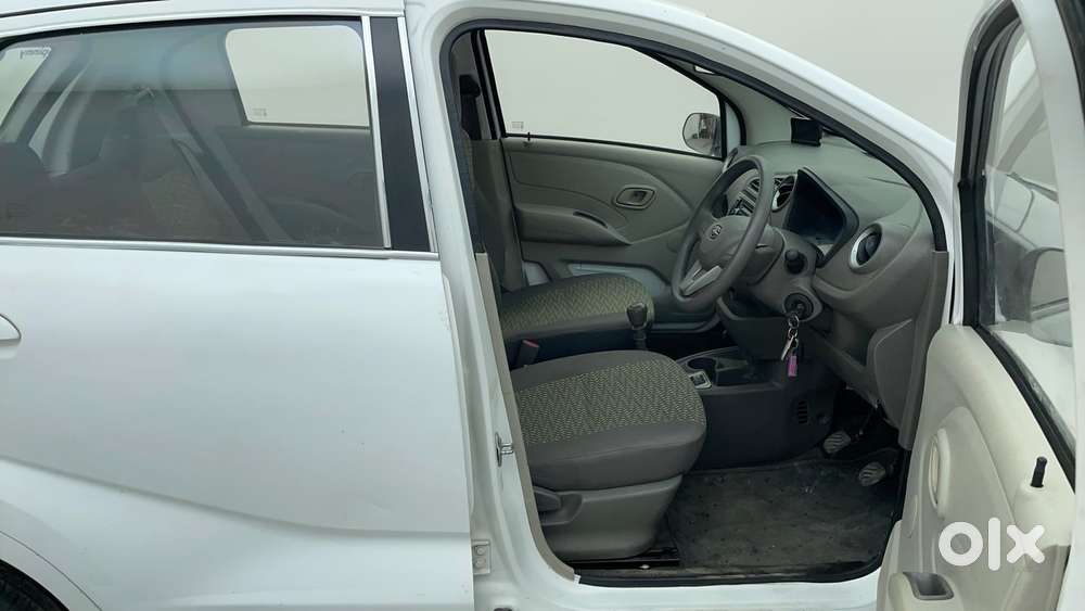 Datsun Redigo T Option, 2017, Petrol