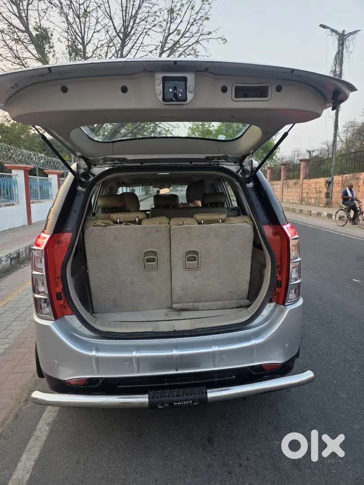 Mahindra Xuv500 2017 Diesel Well Maintained