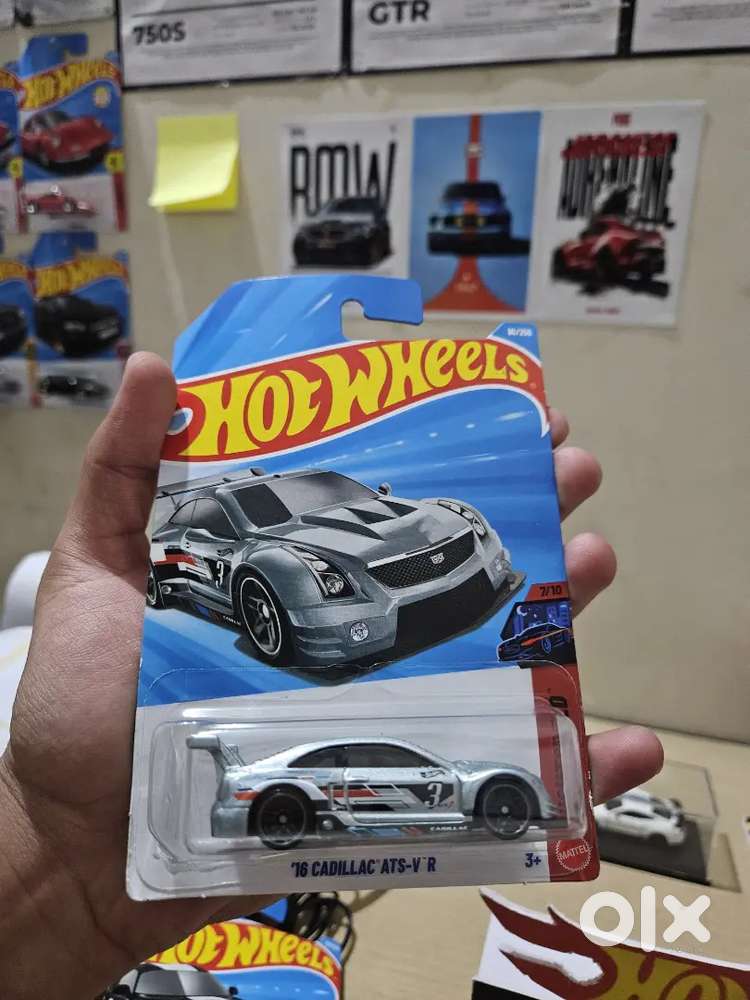 Hotwheels cars-2 with diorama