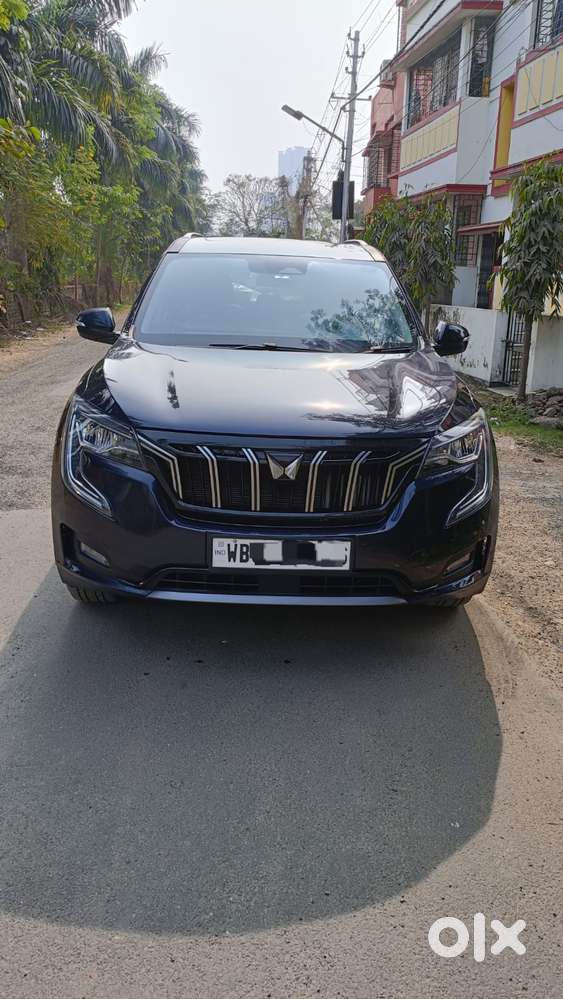Mahindra Xuv700 2.0 Ax 7 Petrol At Str, 2025, Petrol