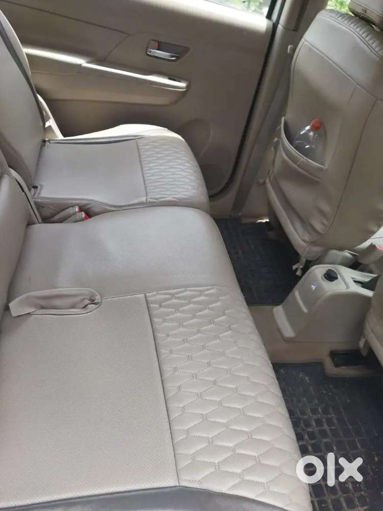 Maruti Suzuki Ertiga Vxi 2022