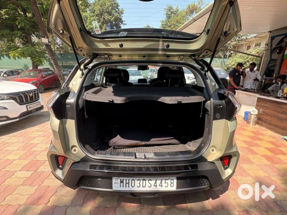 Tata Nexon Xz Plus Luxs Kaziranga, 2023, Petrol