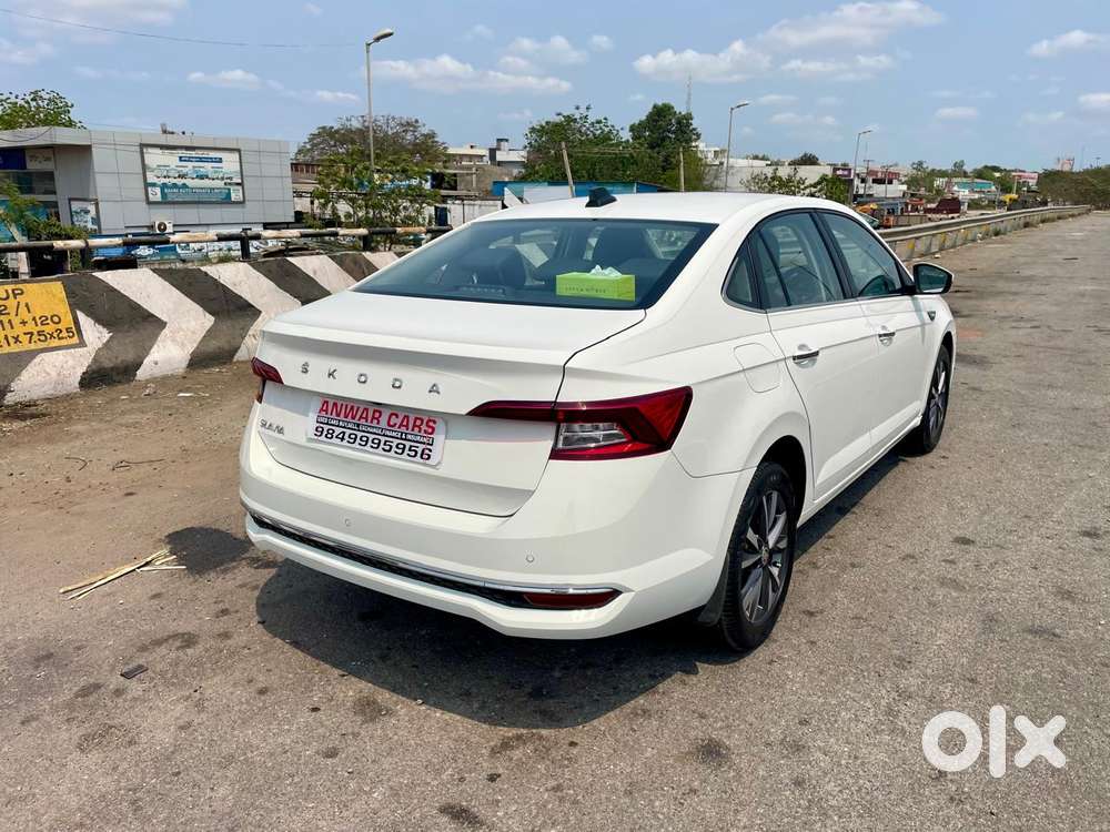 Skoda Slavia 1.0 Tsi Style, 2022, Petrol