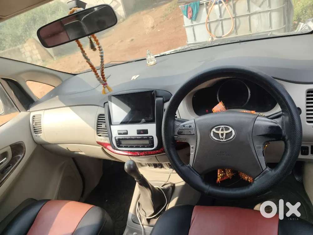 Toyota Innova 2012 Diesel Well Maintained