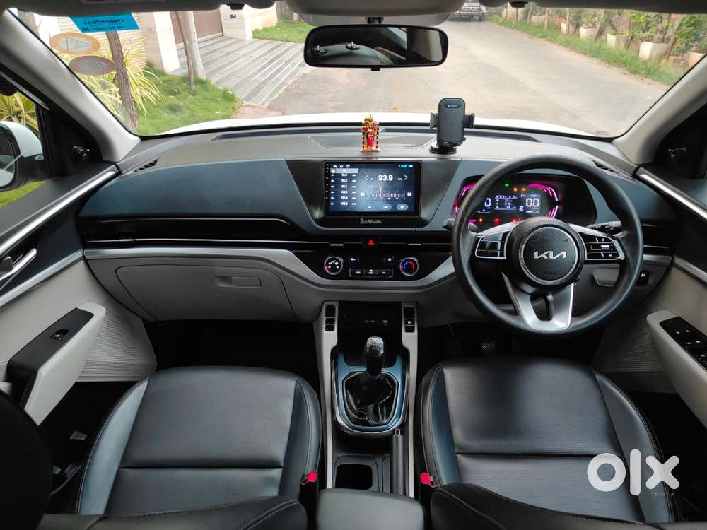 Kia Carens 1.5 Premium Diesel 7 Str Imt, 2023, Diesel