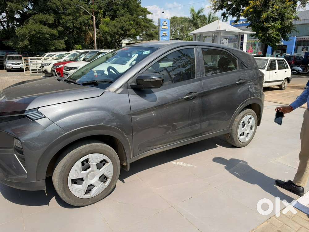 Tata Nexon 2025 Petrol+cng