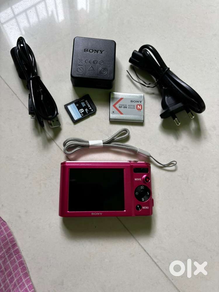 Brand New Sony Cyber-shot DSC-W810 (20.1 MP) – Box Packed, Never Used