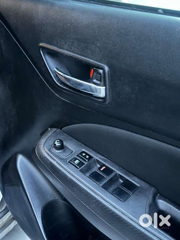 Maruti Suzuki Swift 2018 Amt Vxi, 2019, Petrol