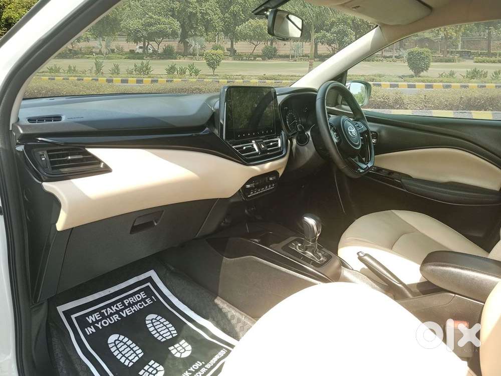 Toyota Glanza 1.2 V Amt, 2025, Petrol