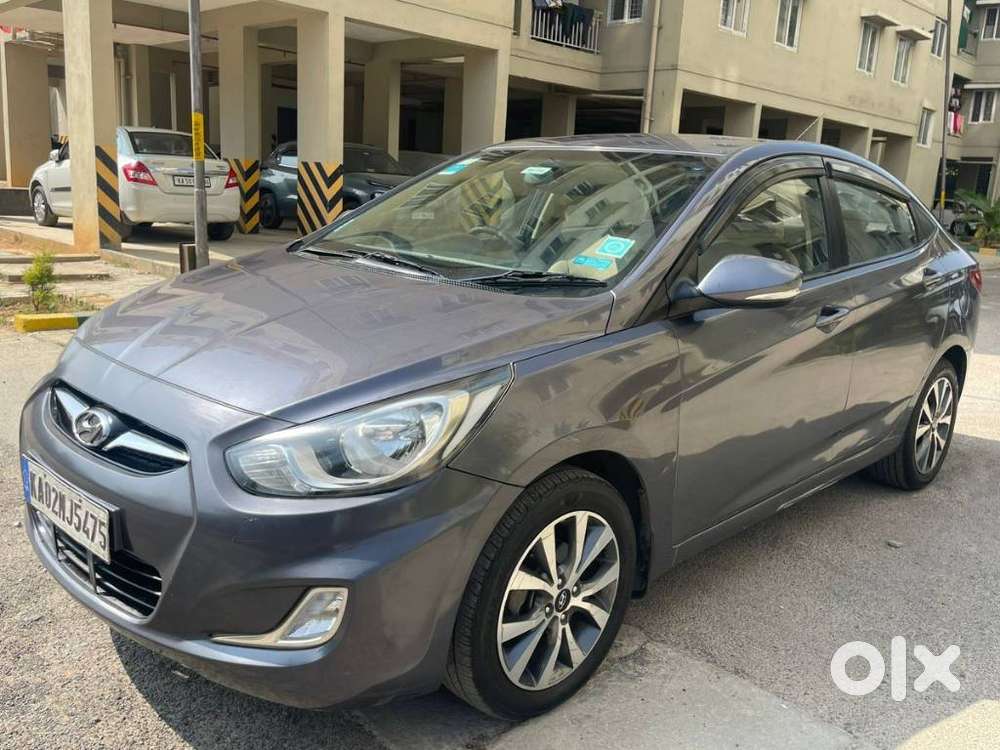 Hyundai Verna Fluidic 1.6 Vtvt Sx, 2014, Petrol