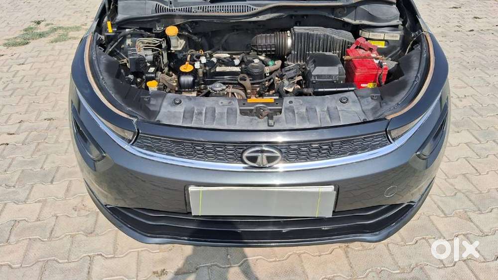 Tata Altroz 1.2 Xe, 2020, Petrol