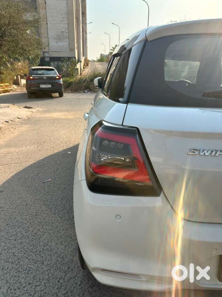 Maruti Suzuki Swift Amt Zxi, 2024, Petrol
