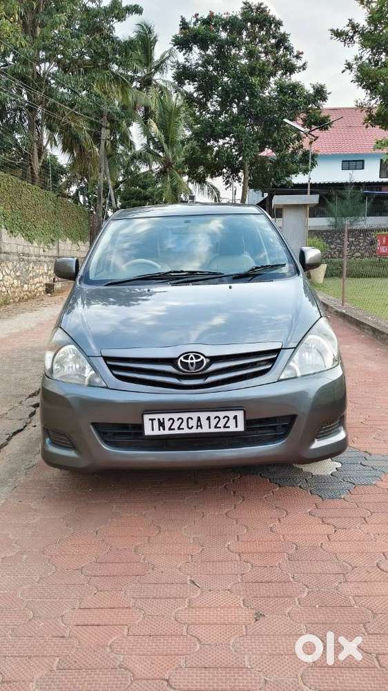 Toyota Innova 2.5 G (diesel) 7 Seater, 2011, Diesel