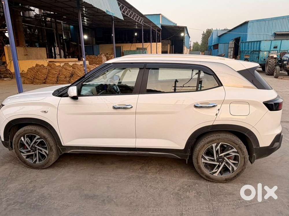 2024 Hyundai Petrol Manual Car