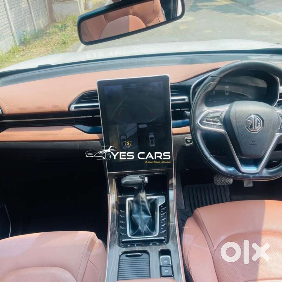 Mg Hector Plus Sharp Pro 1.5 Turbo Petrol Cvt 6 Str, 2023, Petrol