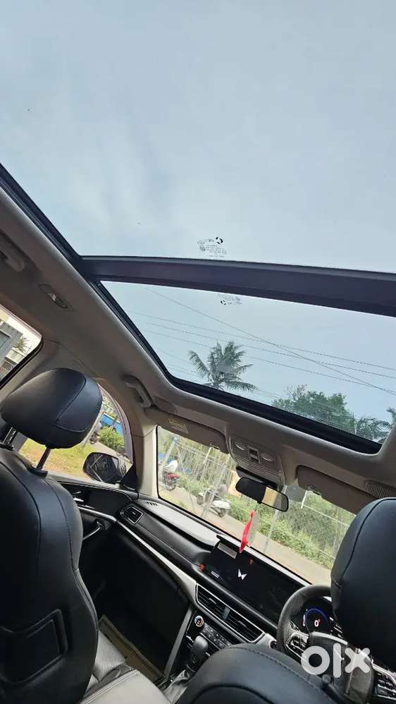 Xuv700 Ax7 L 2025 Black Edition