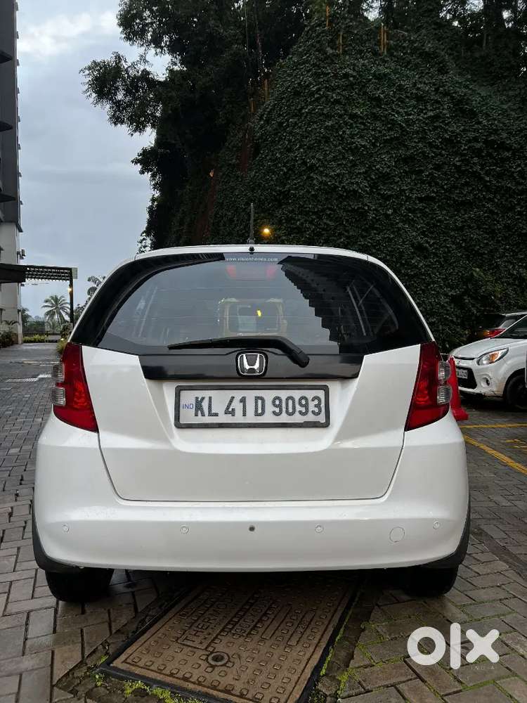 2011 Honda Jazz Full Option  Single Owner  Full Service History