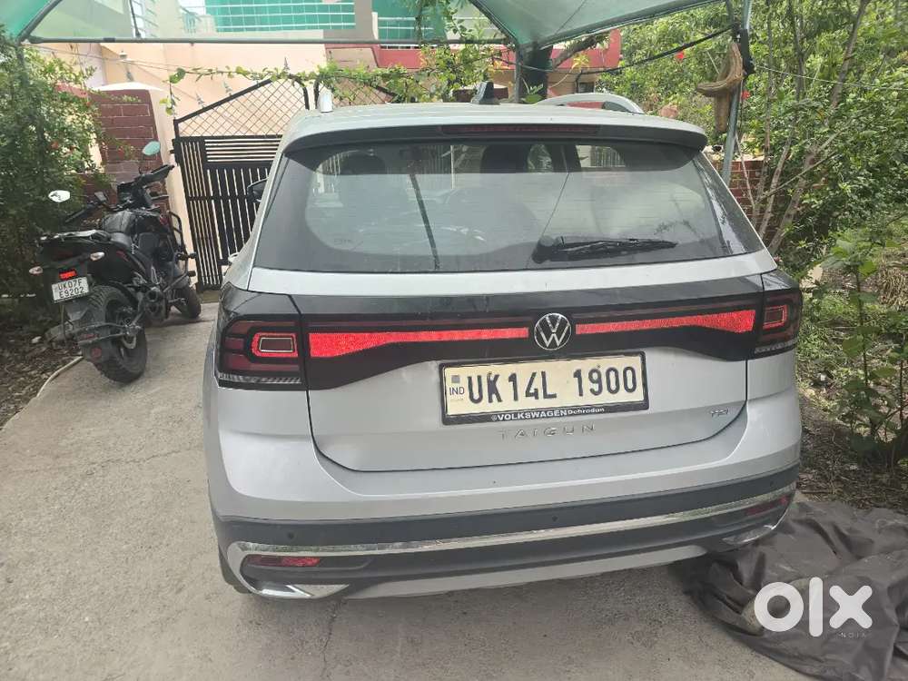 Volkswagen Taigun 2024 Petrol 33000 Km Driven