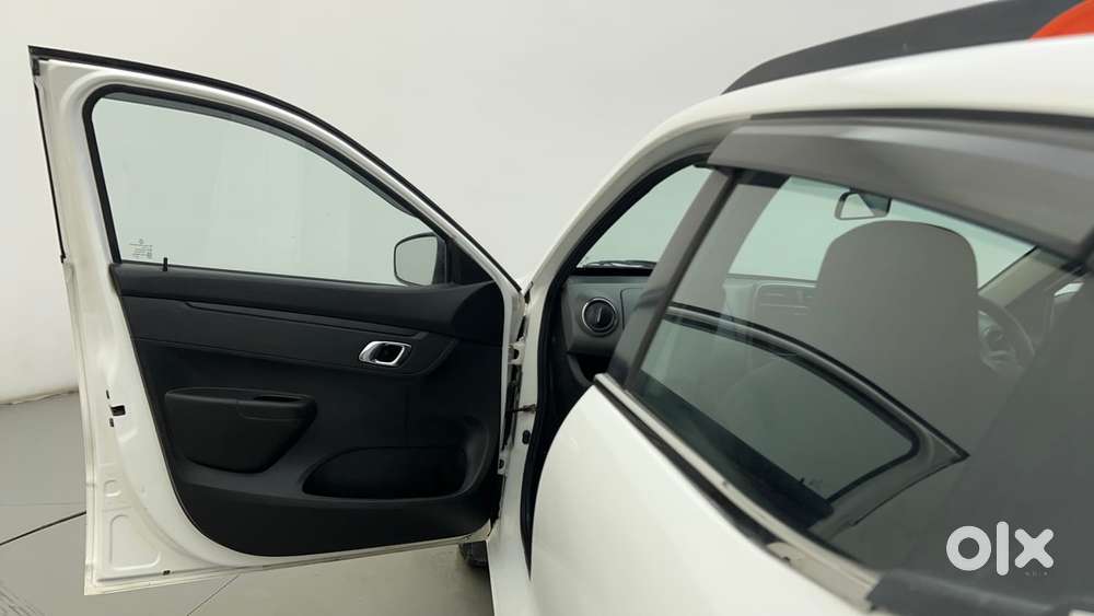 Renault Kwid 1.0 Rxt Sce Special (o), 2018, Petrol