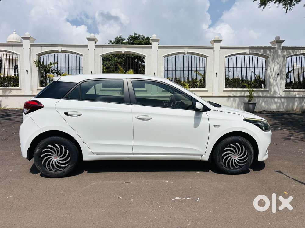 Hyundai I20 Petrol Cvt Magna Executive, 2017, Petrol