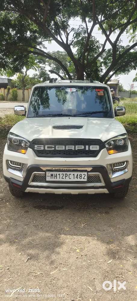 Mahindra Scorpio S2