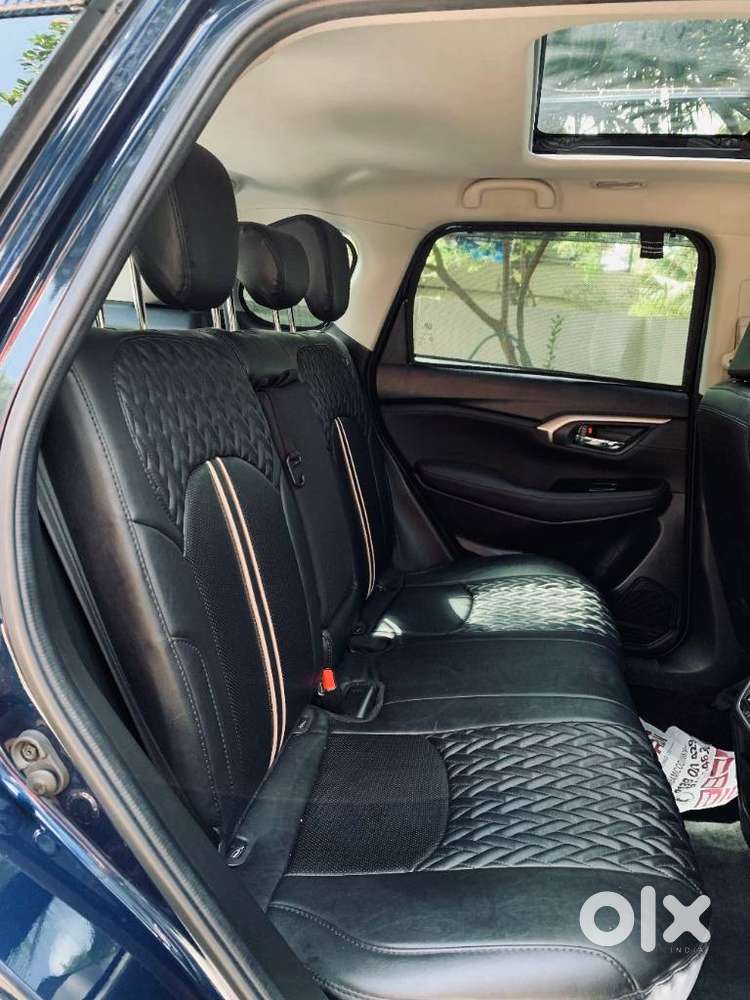 Maruti Suzuki Grand Vitara 1.5 Zeta Plus Intelligent Hybrid Ecvt, 20..