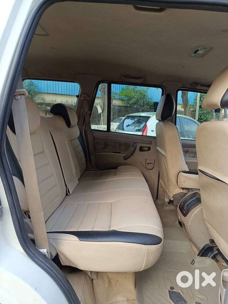 Mahindra Scorpio Vlx 2wd Bsiv, 2014, Diesel