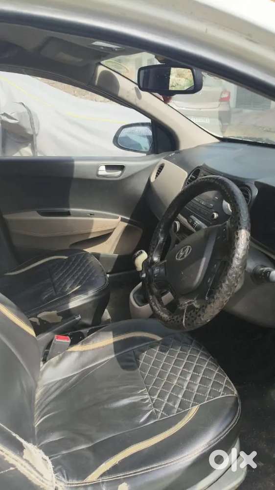 Hyundai Xcent Diesel Automatic 2015 Model