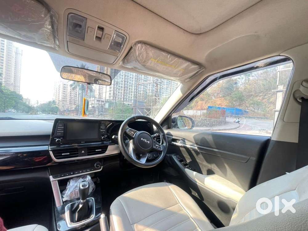 Kia Seltos 2022 Petrol 27500 Km Driven