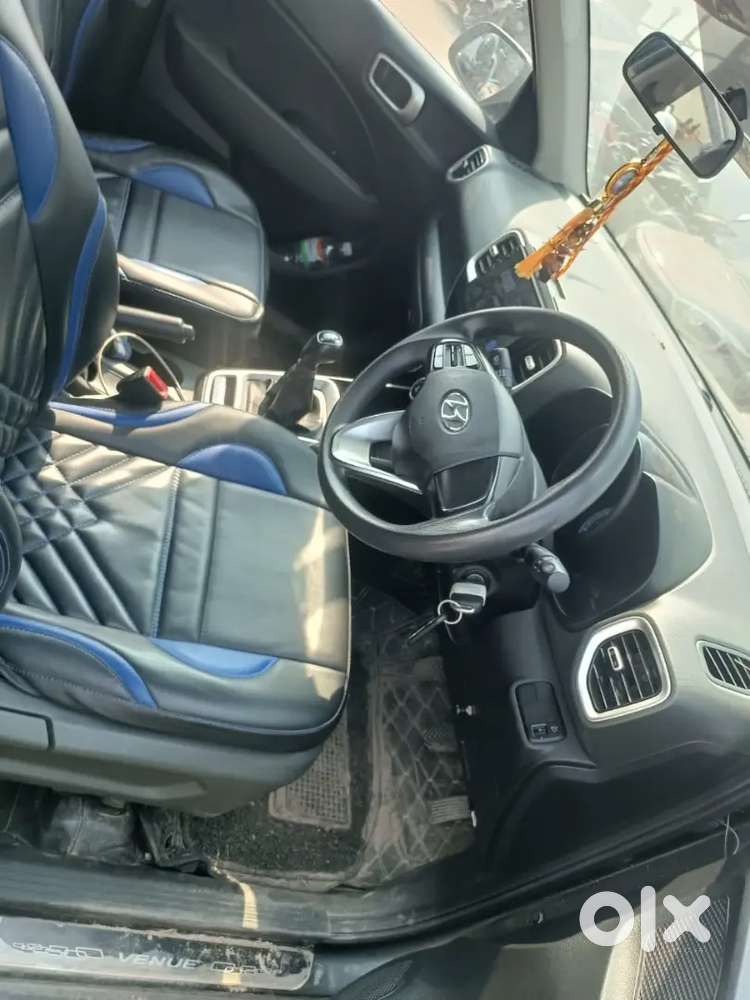 Hyundai Venue 1.2 Petrol Manual 2021