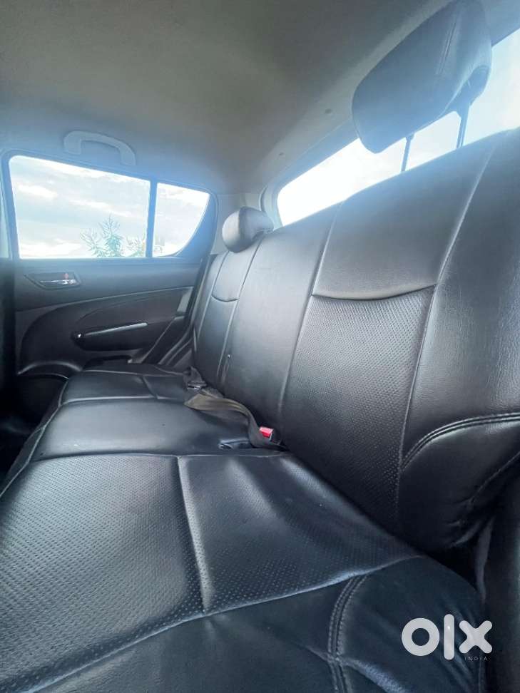 Maruti Suzuki Swift Vxi, 2012, Petrol