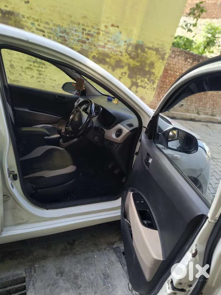 Hyundai Xcent 2016