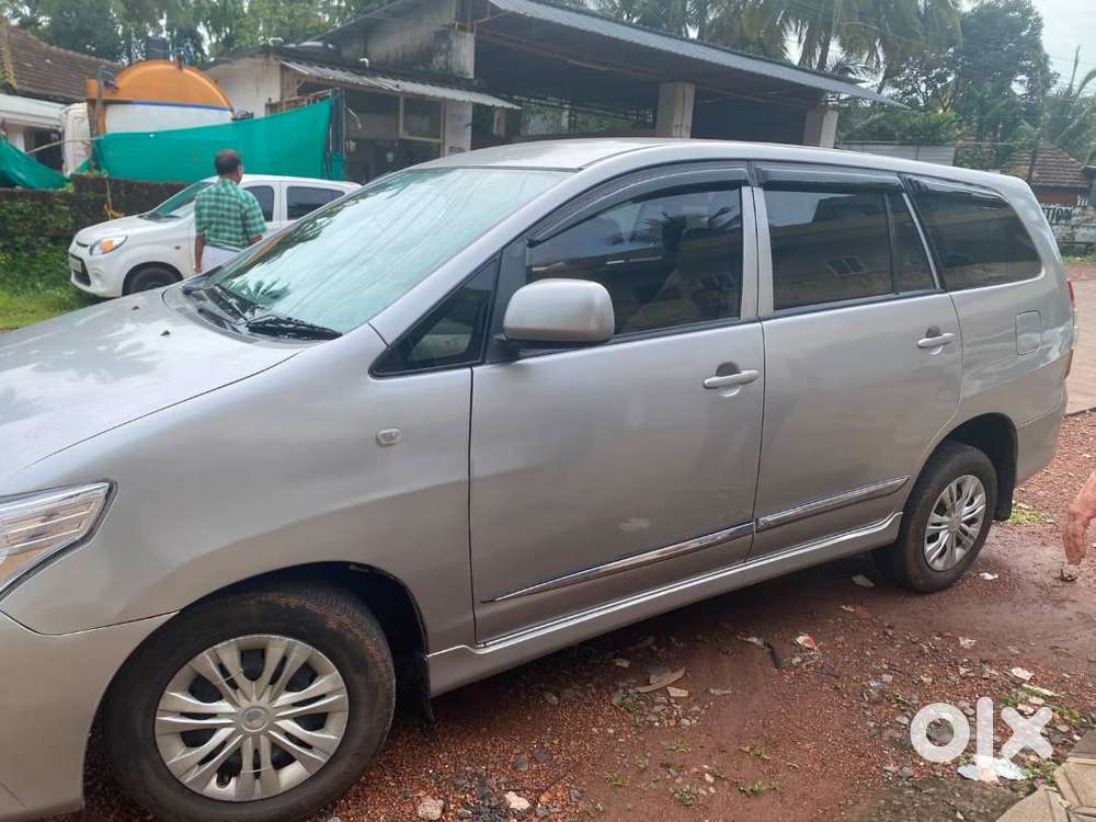 Toyota Innova 2015 Year