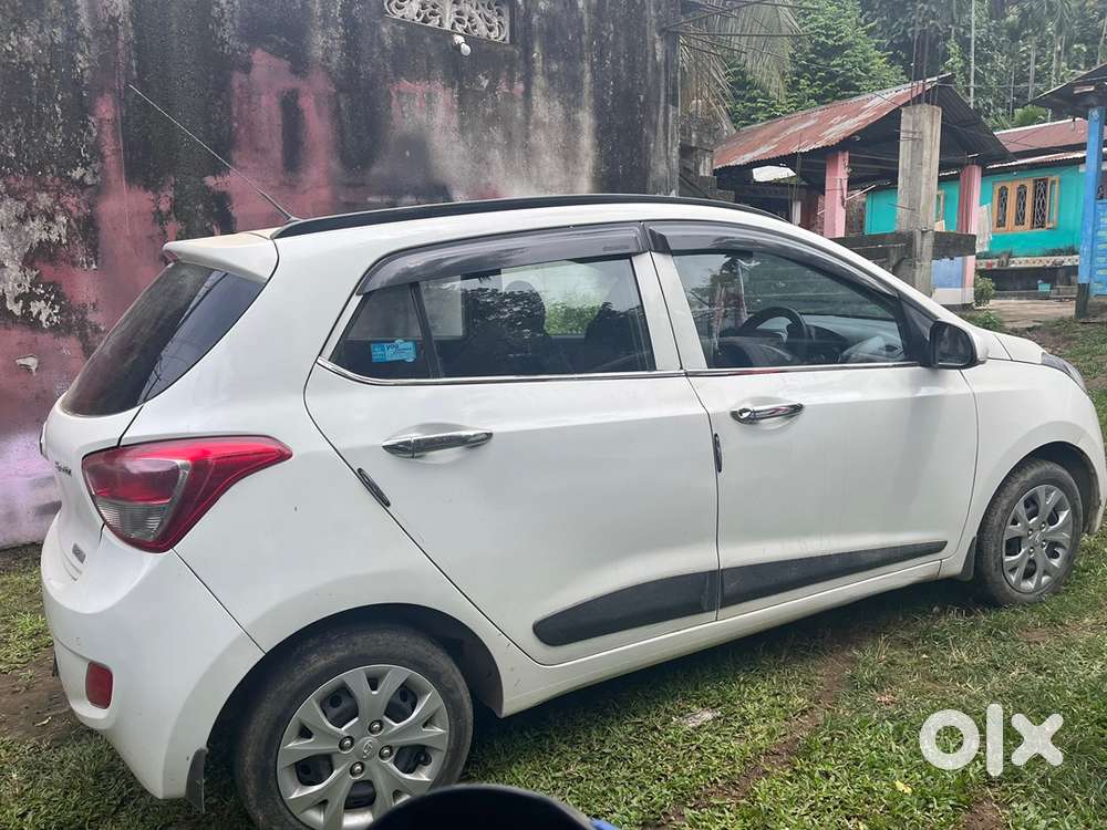 Hyundai Grand I10 2018 Petrol 60000 Km Driven