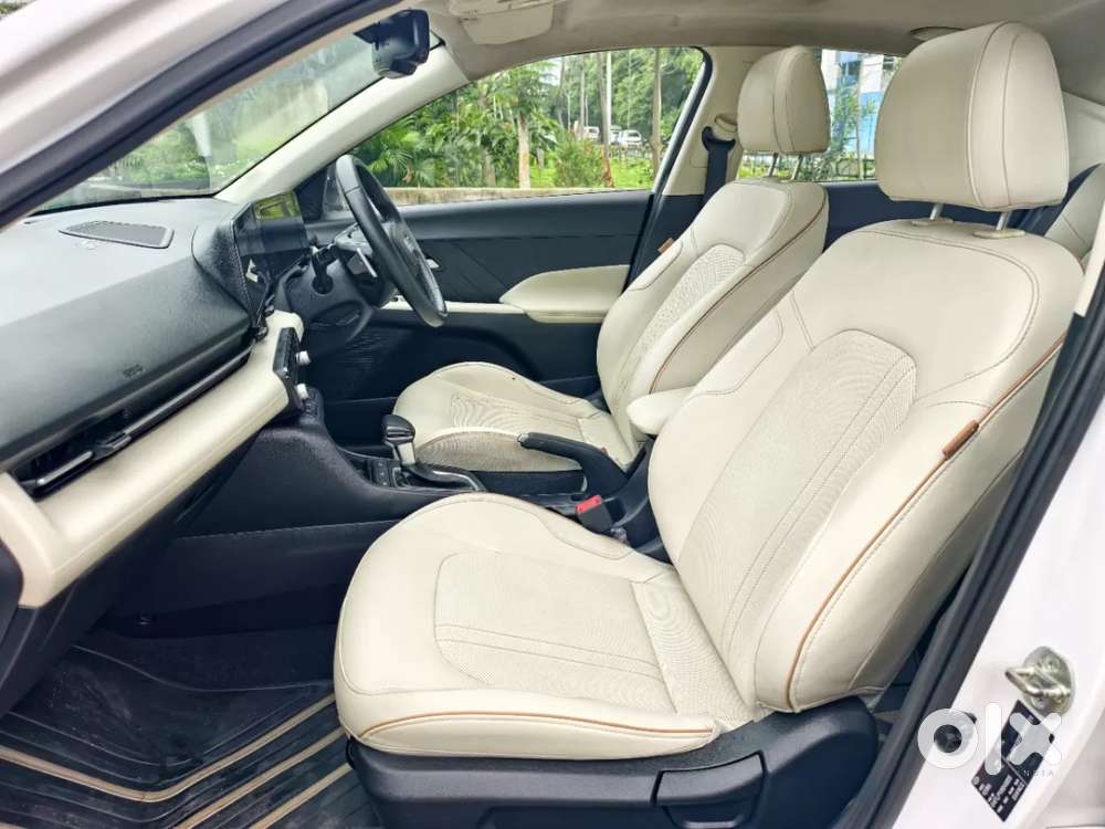 Hyundai Verna 1.5 Sx (o) Vtvt, 2024, Petrol