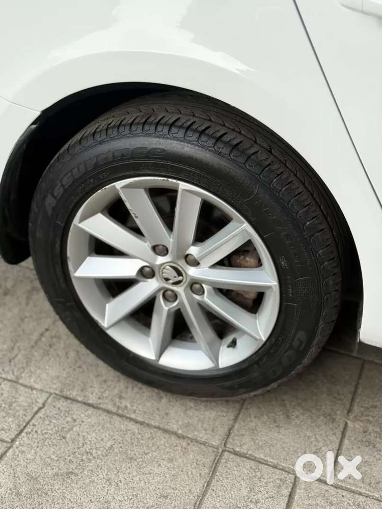Skoda Superb, 2015, Petrol