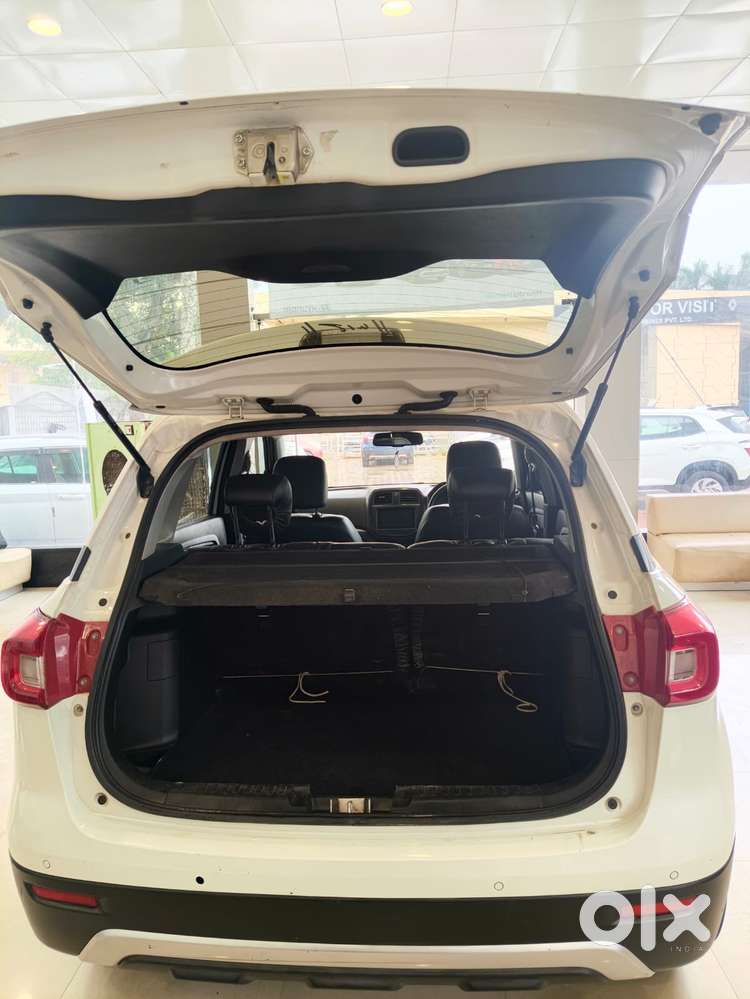 Maruti Suzuki Brezza, 2022, Petrol