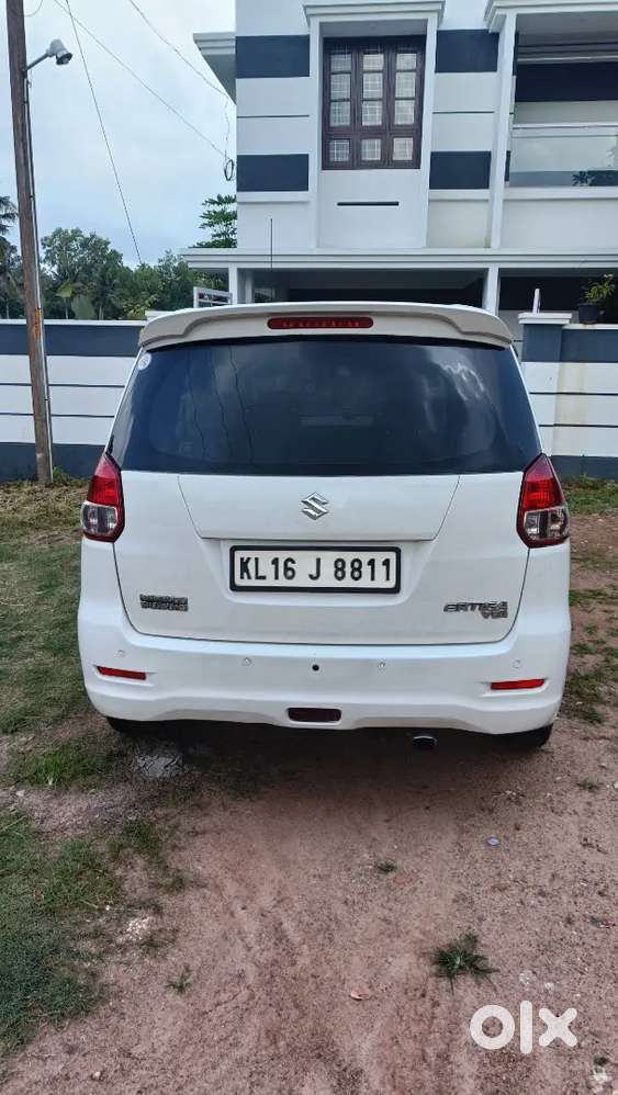 Maruti Suzuki Ertiga 2012 Diesel 132400 Km Driven