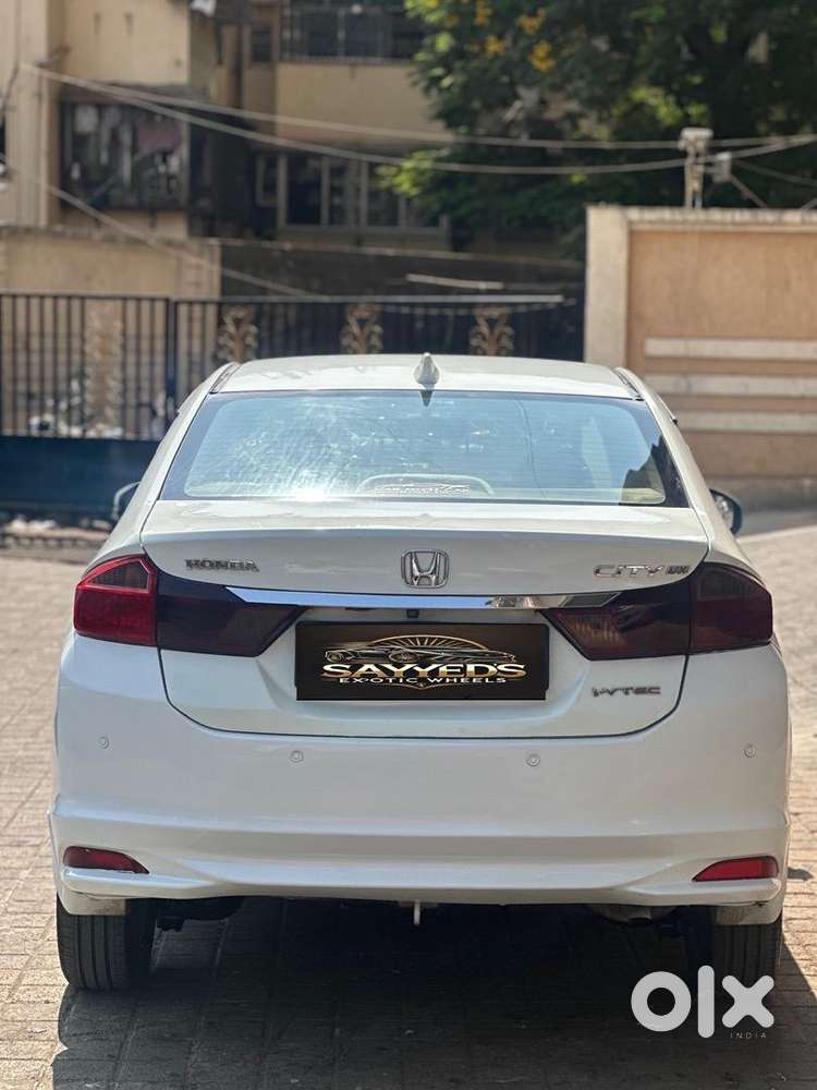 Honda Petrol  2015-december Sunroof