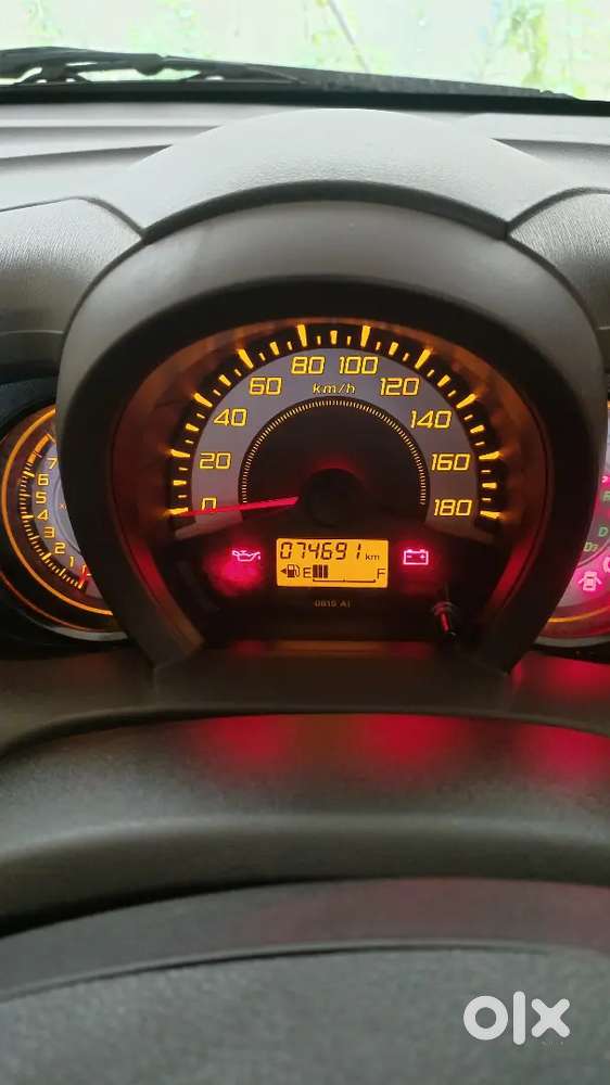 Honda Brio V 2012