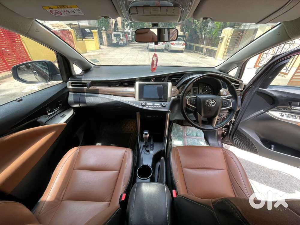 Toyota Innova Crysta 2.8z Automatic, 2018, Diesel