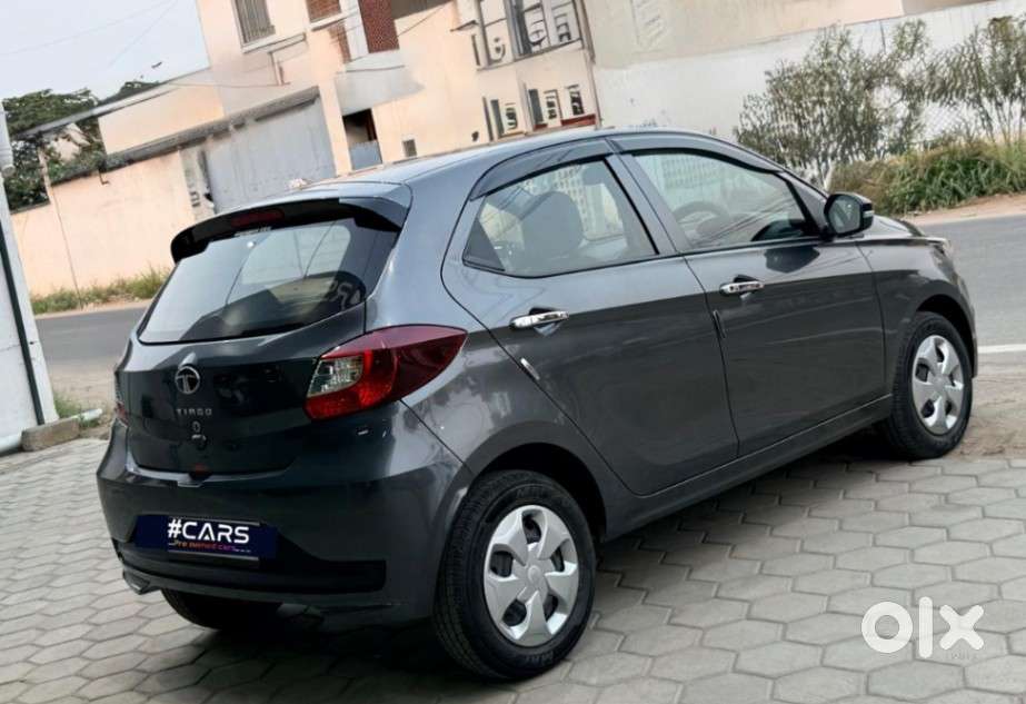 Tata Tiago 1.2 Revotron Xm, 2024, Petrol