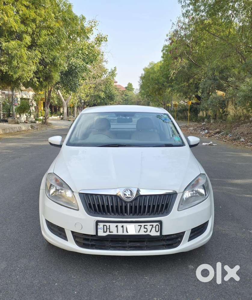 Skoda Rapid Petrol 2016 Year