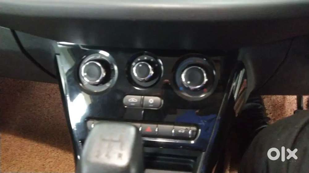 Tata Nexon Petrol 2024
