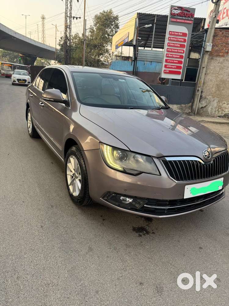 Skoda Superb V6 Petrol 2014