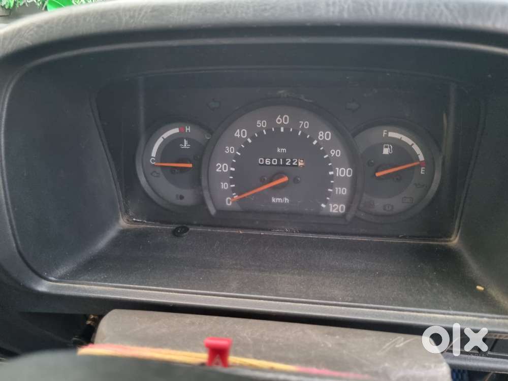 Maruti Suzuki Omni 8 Seater, 2011, Petrol