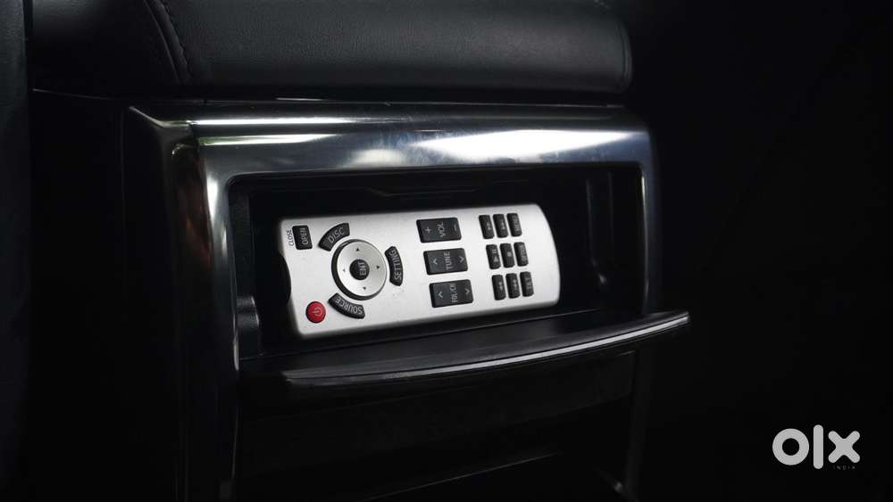 Toyota Vellfire 2.5 Executive Lounge, 2021, Petrol