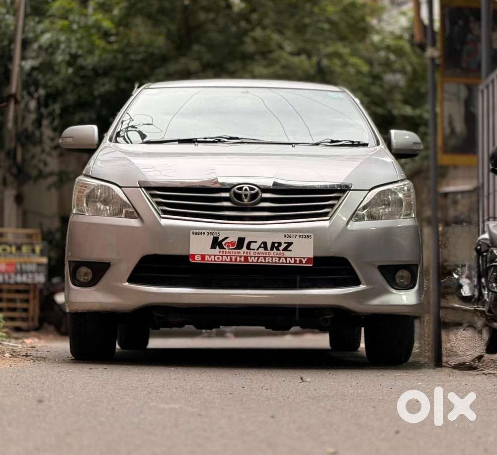 Toyota Innova 2.5 V 8 Str, 2013, Diesel