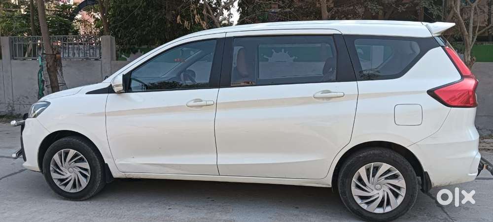 Maruti Suzuki Ertiga Vxi, 2025, Petrol