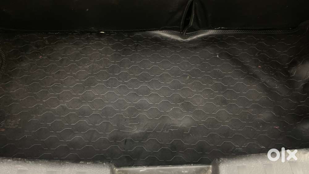 Maruti Suzuki Swift Vxi, 2015, Petrol